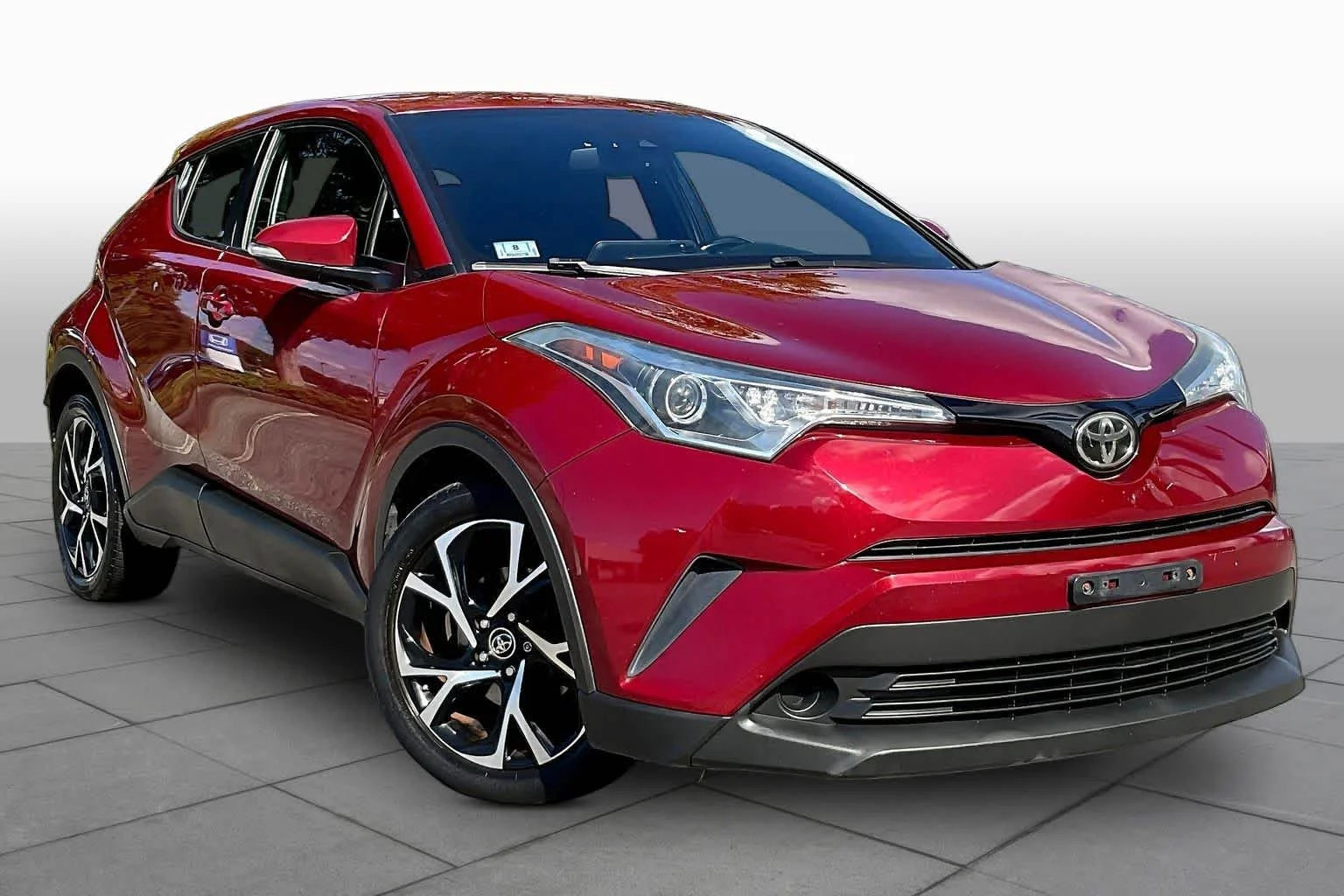 Pre-Owned 2018 Toyota C-HR XLE