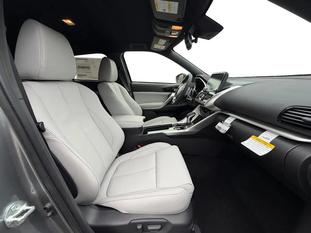 2026 Mitsubishi Eclipse Cross SEL - Photo 9