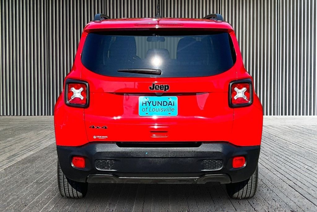 Used 2023 Red Jeep Altitude image 6