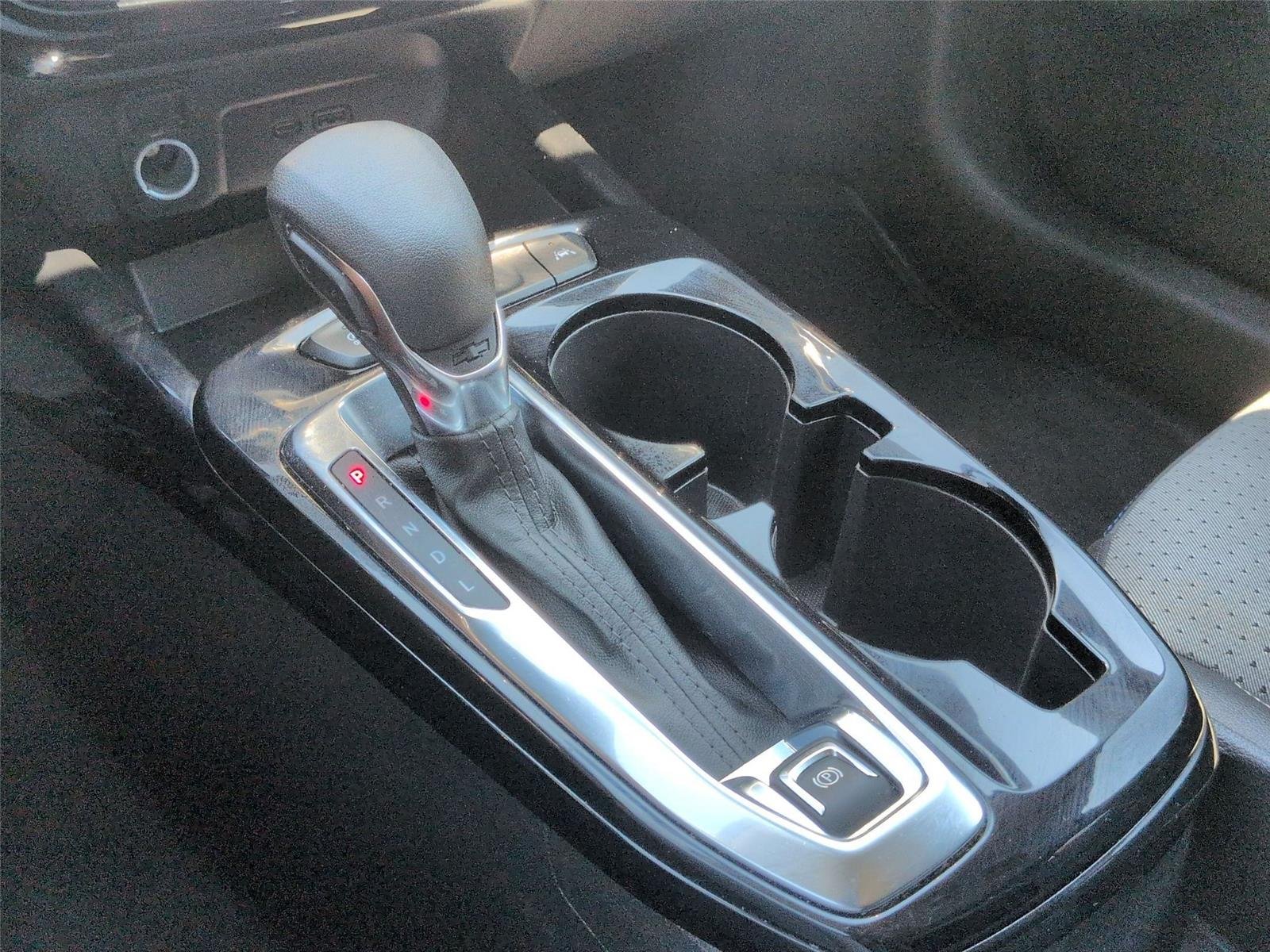 Used 2025  CHEVROLET 1LT image 28