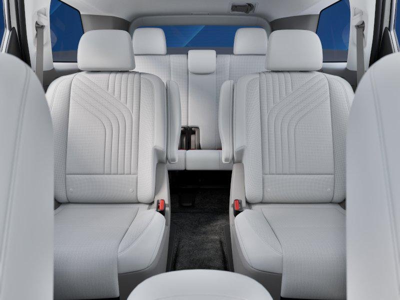 New 2026 Creamy White Pearl Hyundai SEL 7P image 31