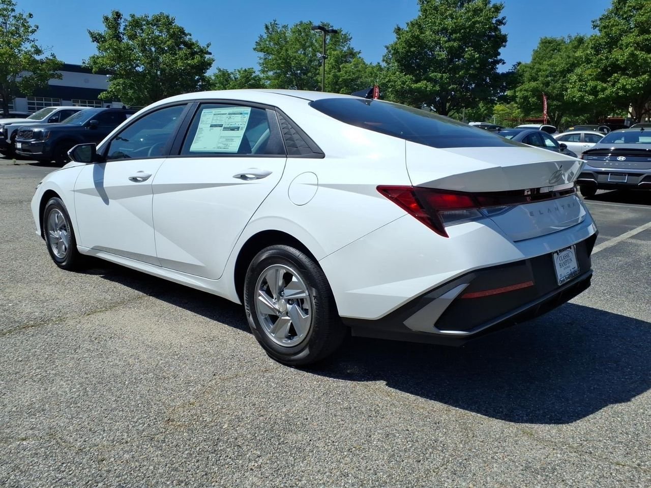 New 2026 Serenity White Hyundai SE image 8