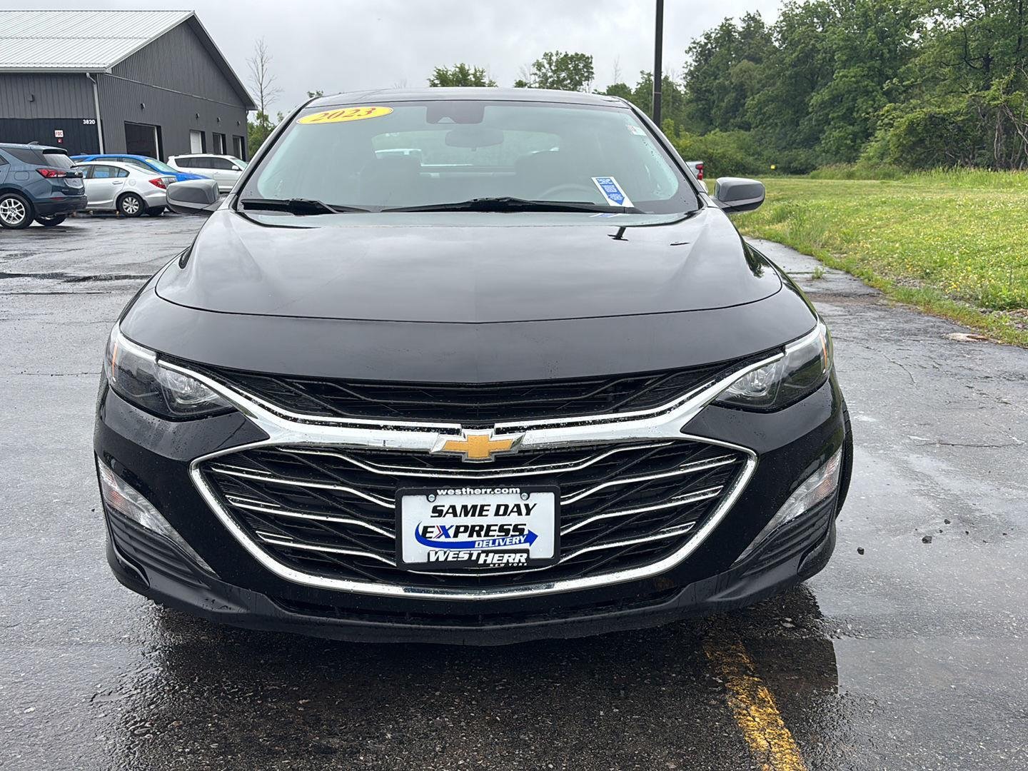 Used 2023 Mosaic Black Metallic Chevrolet  image 2