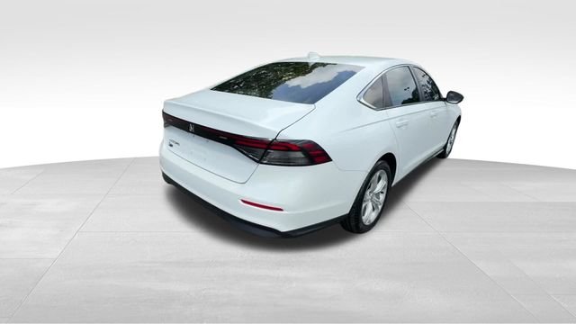 Used 2023  Honda LX image 7