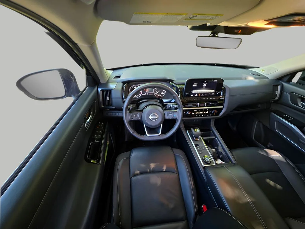 Used 2025 Super Black Nissan SL image 16