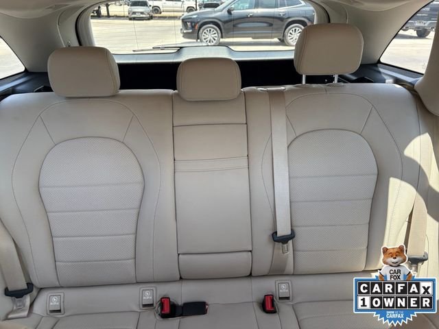 Used 2022 Silver Mercedes-Benz GLC 300 image 5