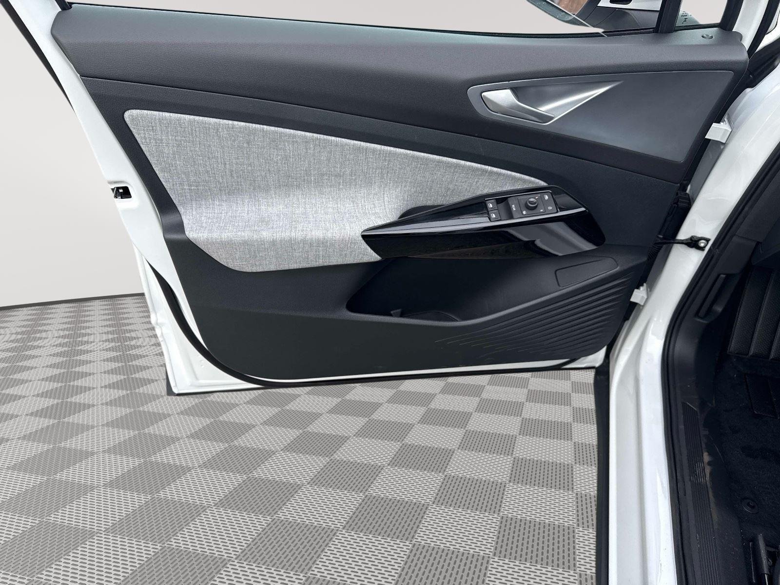 2025 Volkswagen ID.4 PRO - Photo 19
