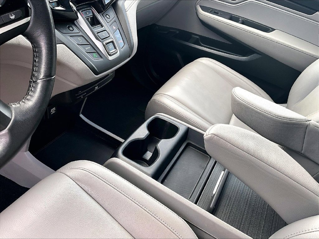 Used 2020 Gray Honda EX-L image 22