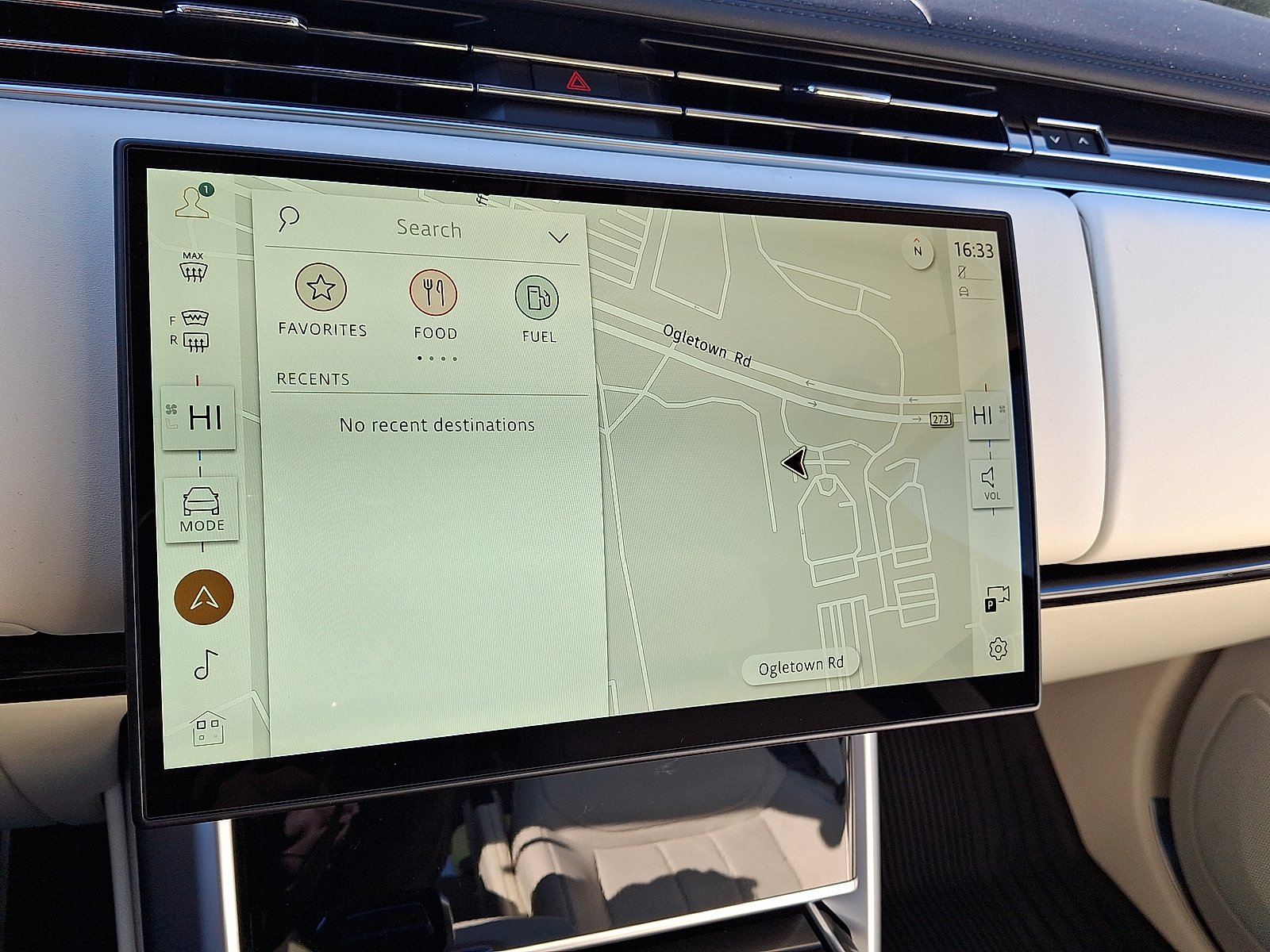 2026 Land Rover Range Rover SE - Photo 7
