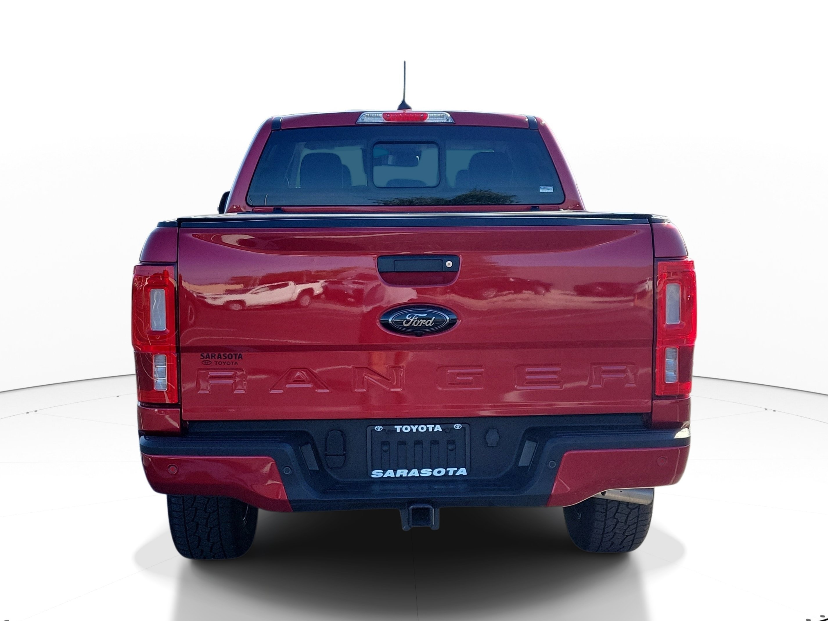 Used 2021 Red Metallic Ford Lariat image 4