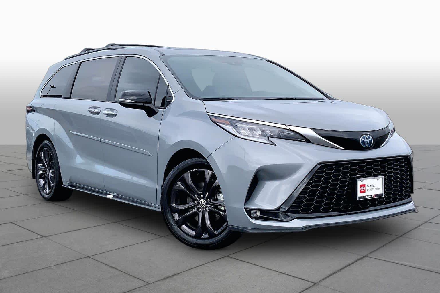 Used 2024 Cement Toyota XSE image 3