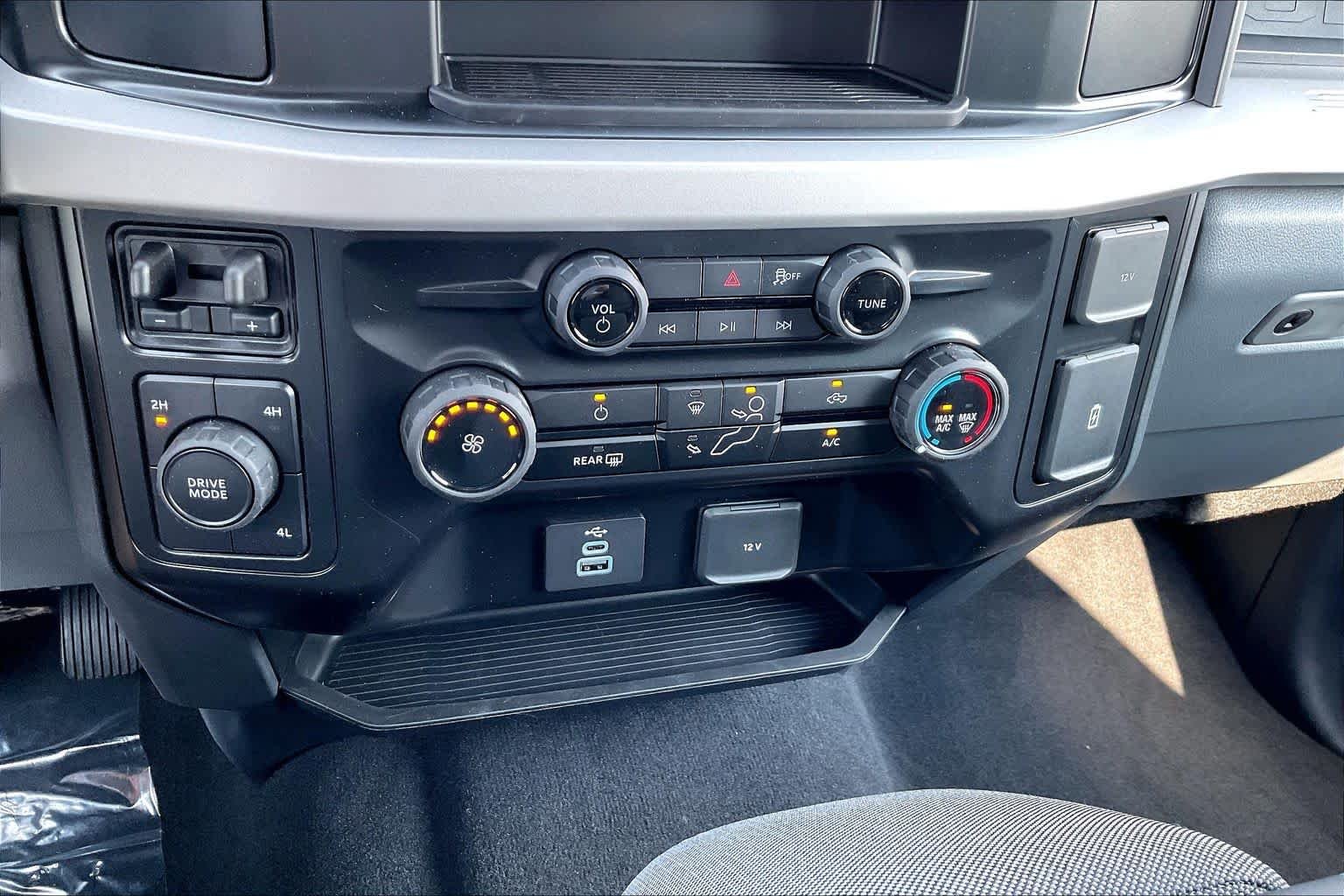 New 2026 Avalanche Ford F-250® XL image 17
