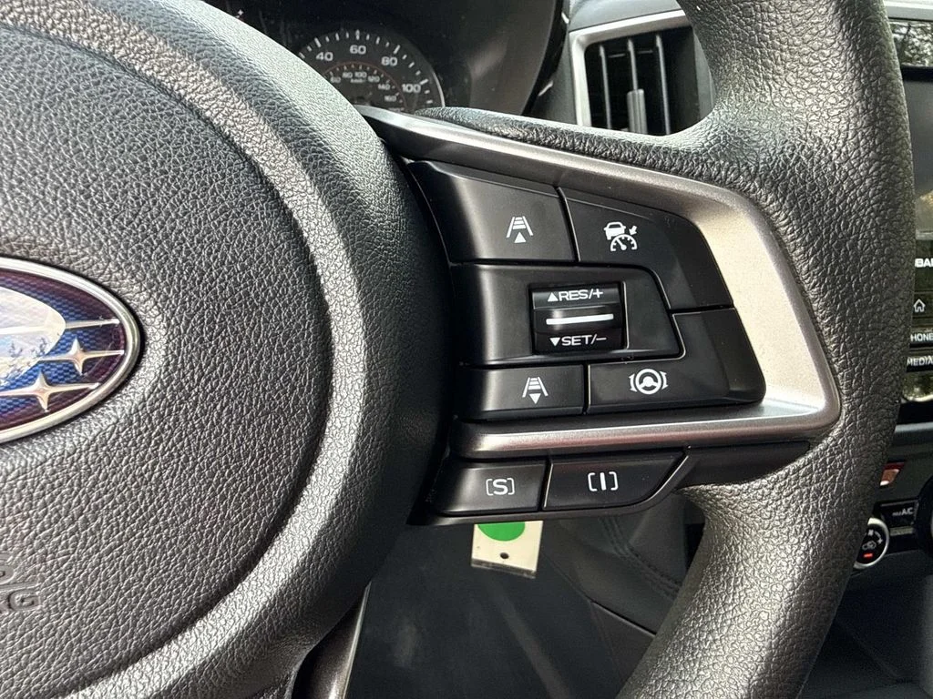Used 2023 White Subaru Base image 34