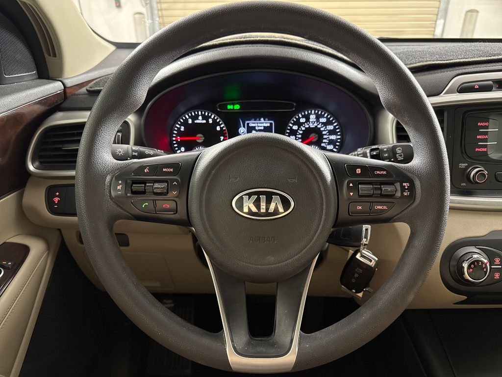 2018 Kia Sorento LX - Photo 14