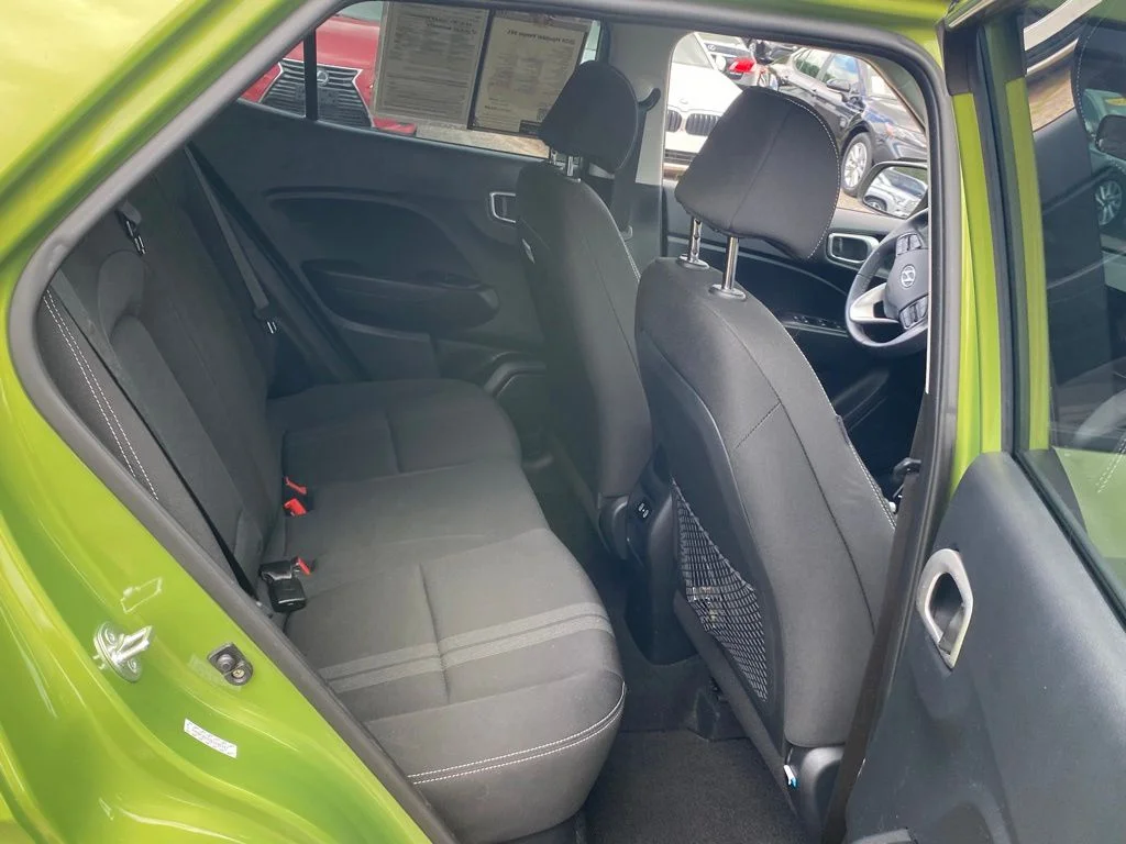 Used 2024 Green Hyundai SEL image 15