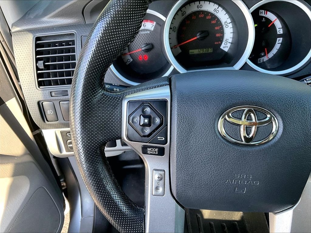 Used 2015 Silver Toyota Base image 23