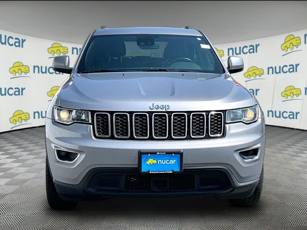 Used 2021 Billet Silver Metallic Clearcoat Jeep Laredo X image 2