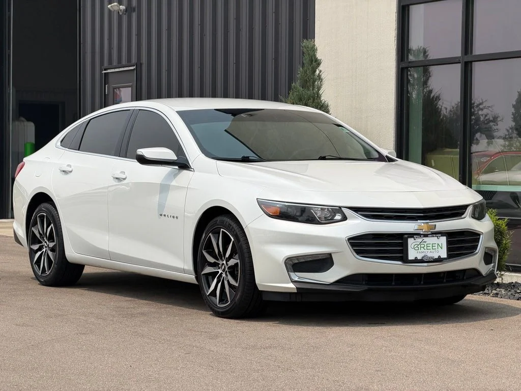 Used 2017 Beige Chevrolet LT image 4