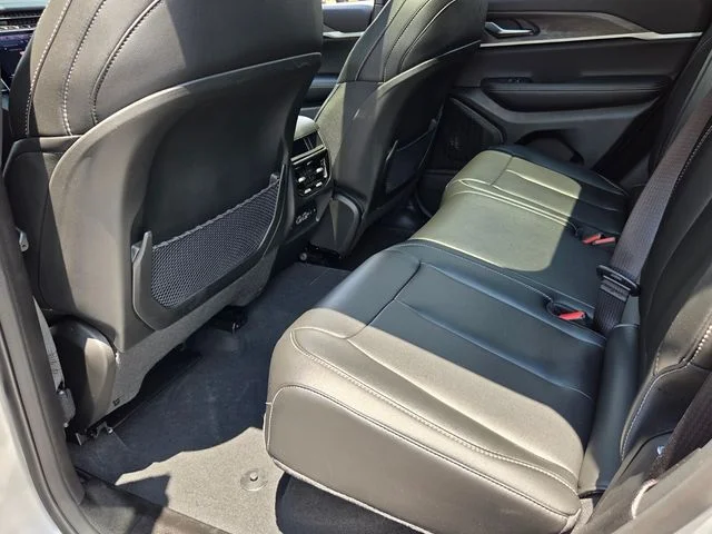 Used 2025 Silver Jeep Limited image 12