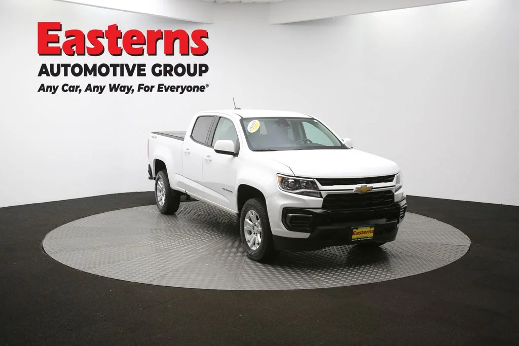 Used 2022 White Chevrolet LT image 48