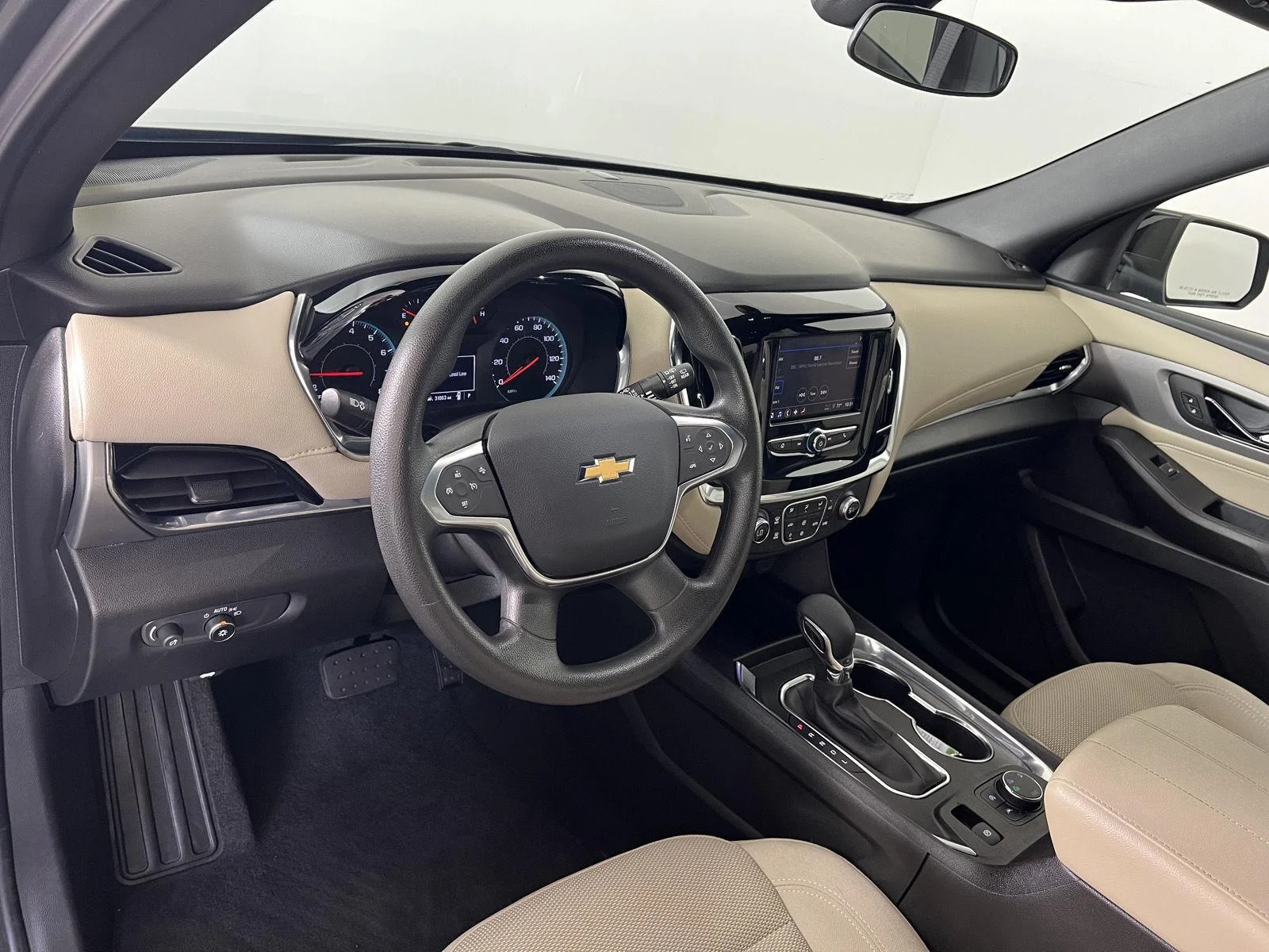 Used 2023 STERLING GRAY METALLIC Chevrolet LS image 4