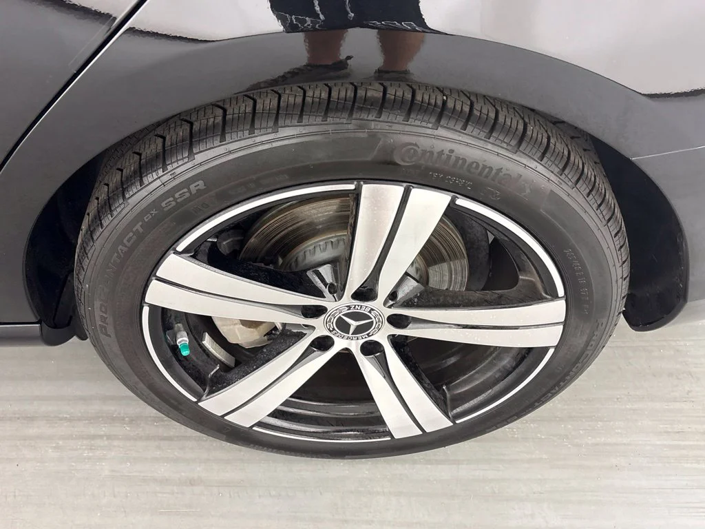 Used 2025 Black Mercedes-Benz C 300 image 10