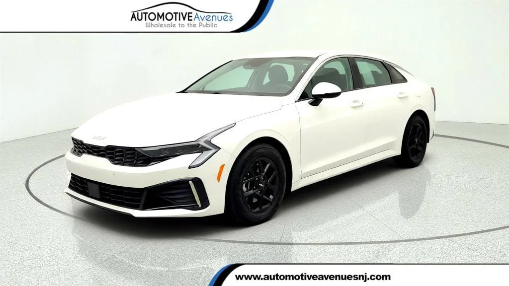 2025 Kia Optima LXS FWD's photo