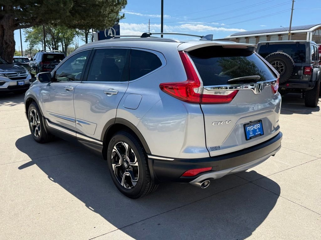 Used 2018 Lunar Silver Metallic Honda Touring image 6