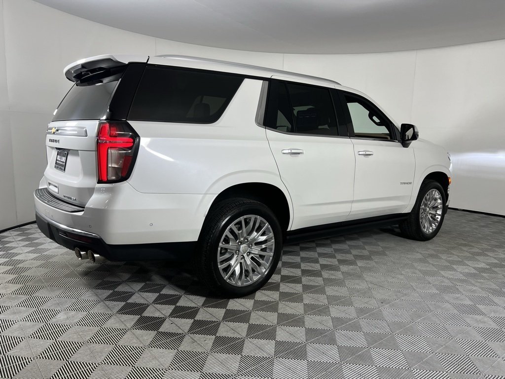 2023 Chevrolet Tahoe Premier photo 2