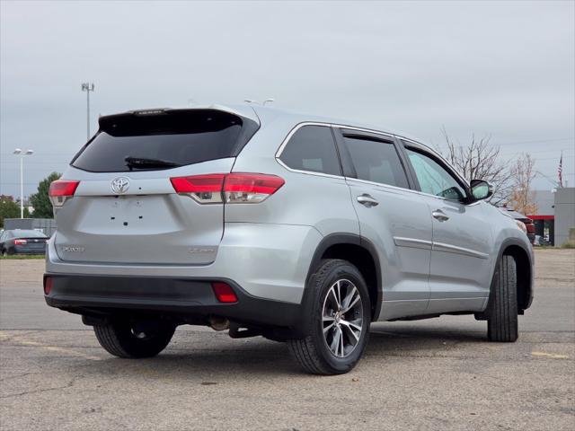 Certified Used 2017 CELESTIAL SILVER Toyota  image 22