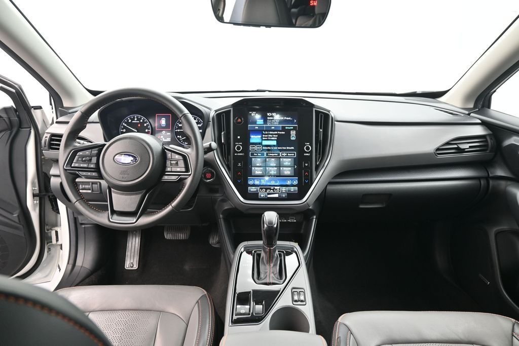Used 2025 Crystal White Pearl Subaru Limited image 19