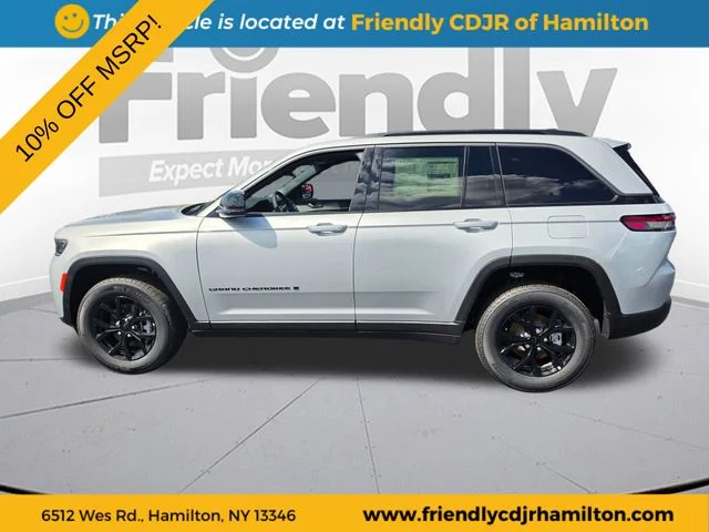 New 2026 Silver Zynith Exterior Paint Jeep Altitude image 9