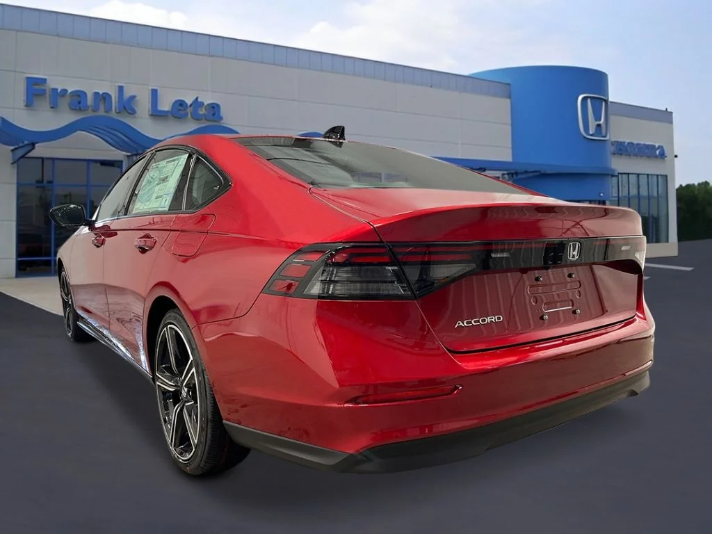 New 2026 Radiant Red Metallic Honda SE image 3