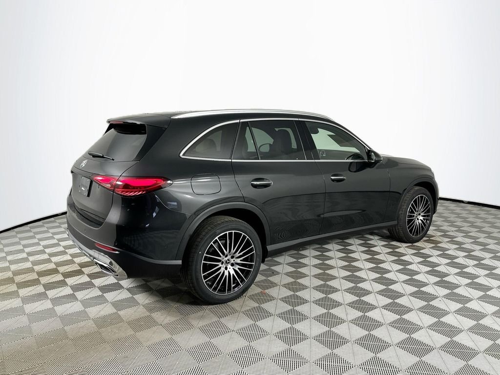 New 2026 Graphite Grey Metallic Mercedes-Benz GLC 300 image 7