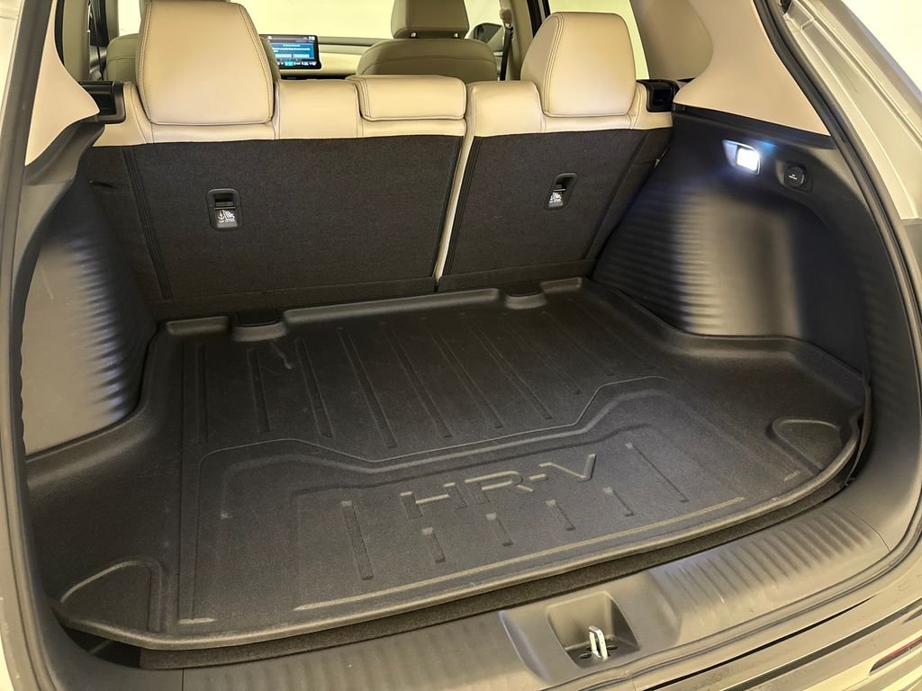 2025 Honda HR-V EX-L - Photo 12