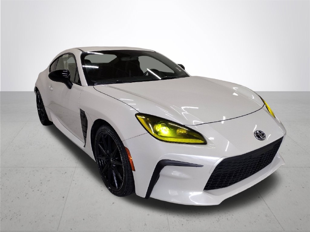 Used 2023 White Toyota Premium image 4