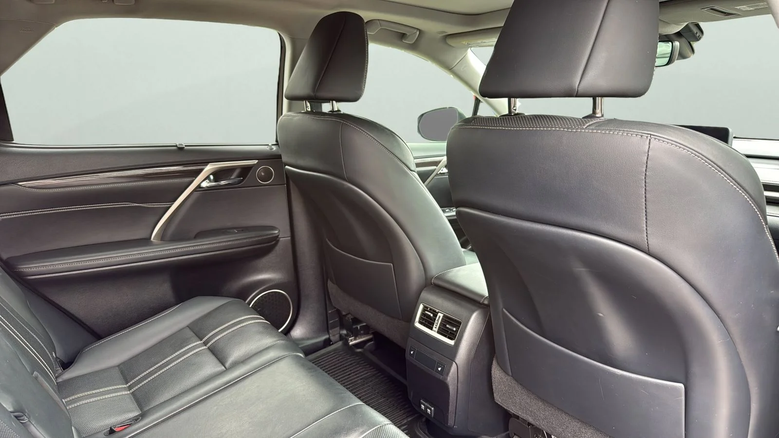 Used 2020 Silver Lexus 350 image 28