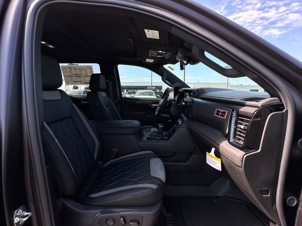 New 2026 Onyx Black GMC AT4 image 11