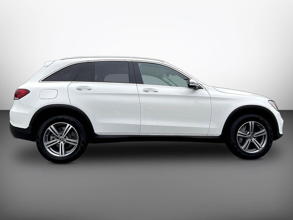 Used 2022 White Mercedes-Benz GLC 300 image 8