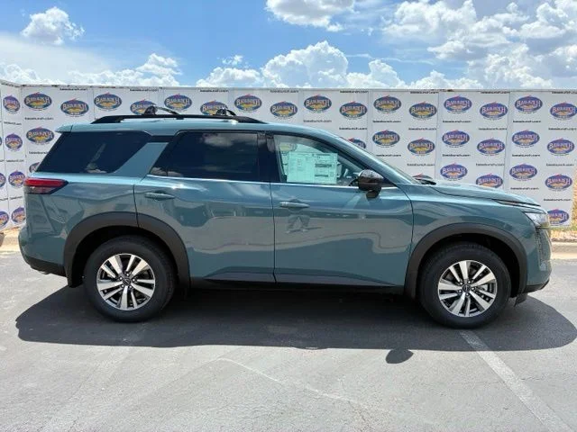 New 2026 Nissan Pathfinder SL