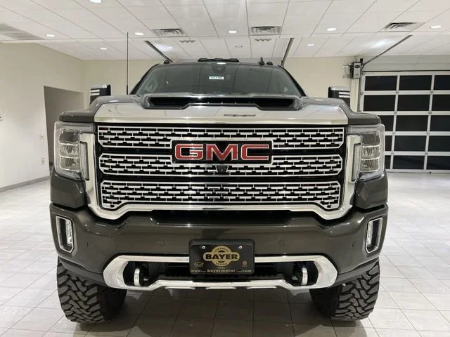 Used 2023 Forest Metallic GMC Denali image 8