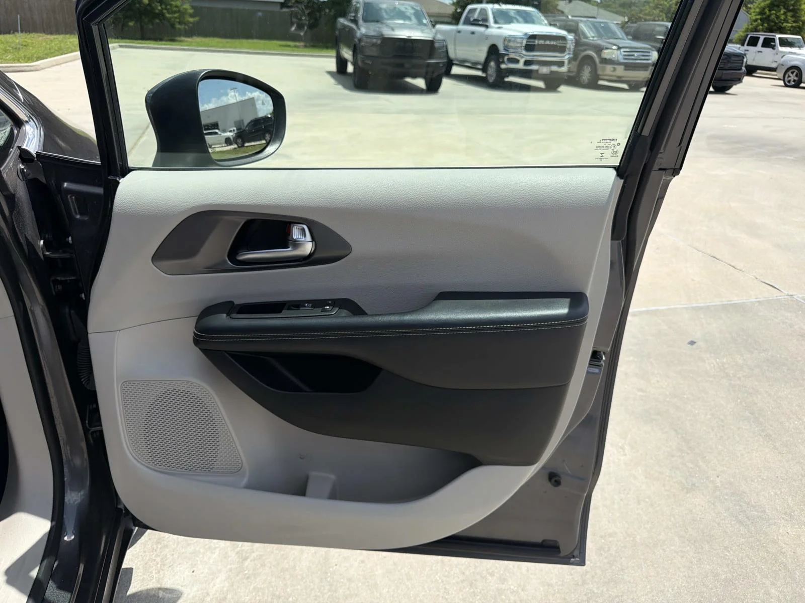Used 2023 Gray Chrysler Touring L FWD image 13