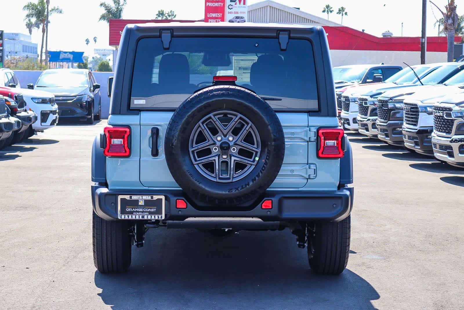 New 2027 Earl Clear-Coat Paint Jeep Sport S image 5