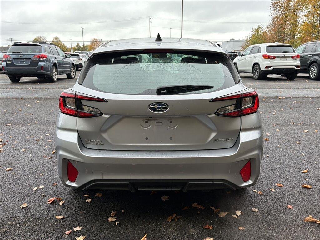 Used 2024 Ice Silver Metallic Subaru Base image 9