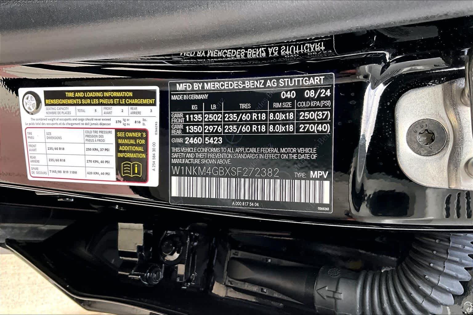 Used 2025 Black Mercedes-Benz GLC 300 image 29