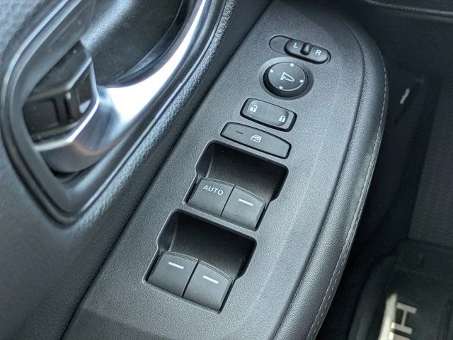 2026 Honda HR-V LX - Photo 19