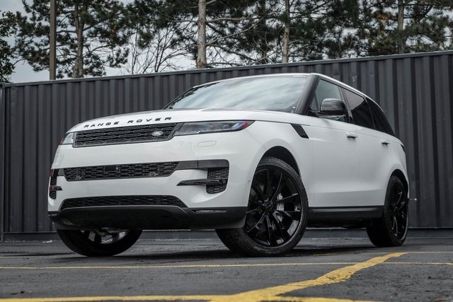 2026 Land Rover Range Rover Sport SE