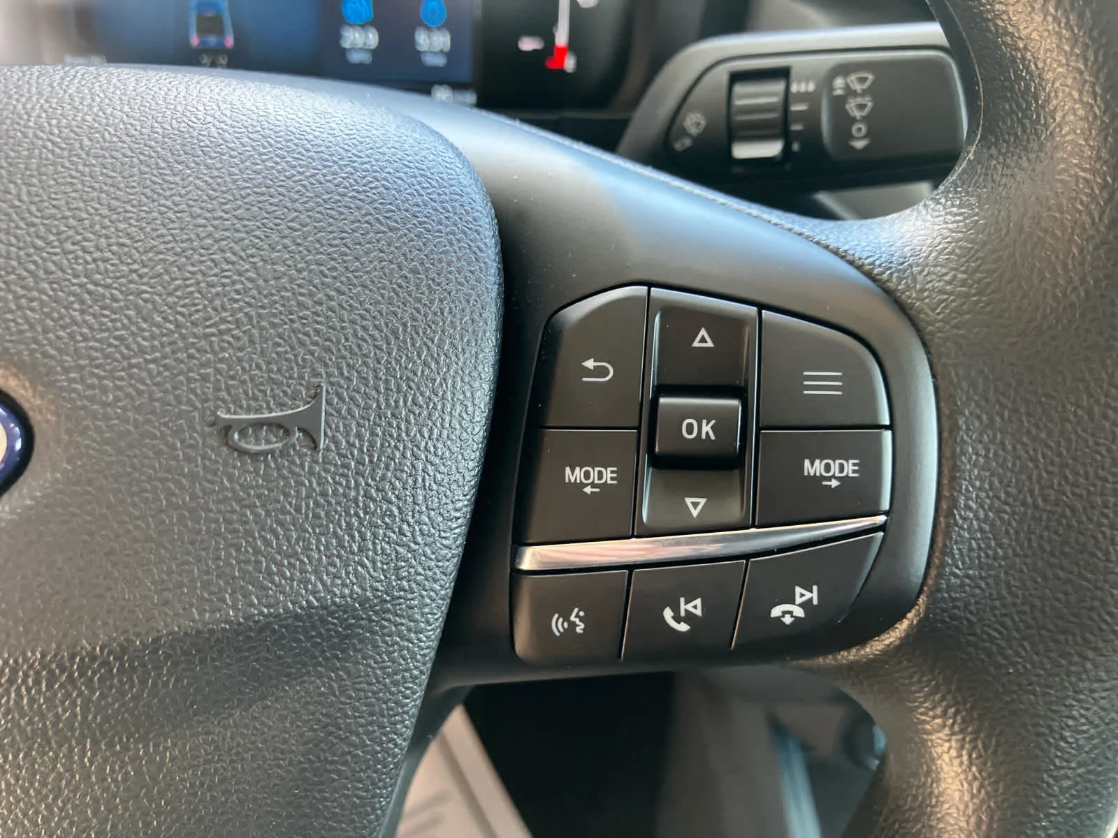 New 2026 Azure Gray Metallic Tri-Coat Ford XLT image 15