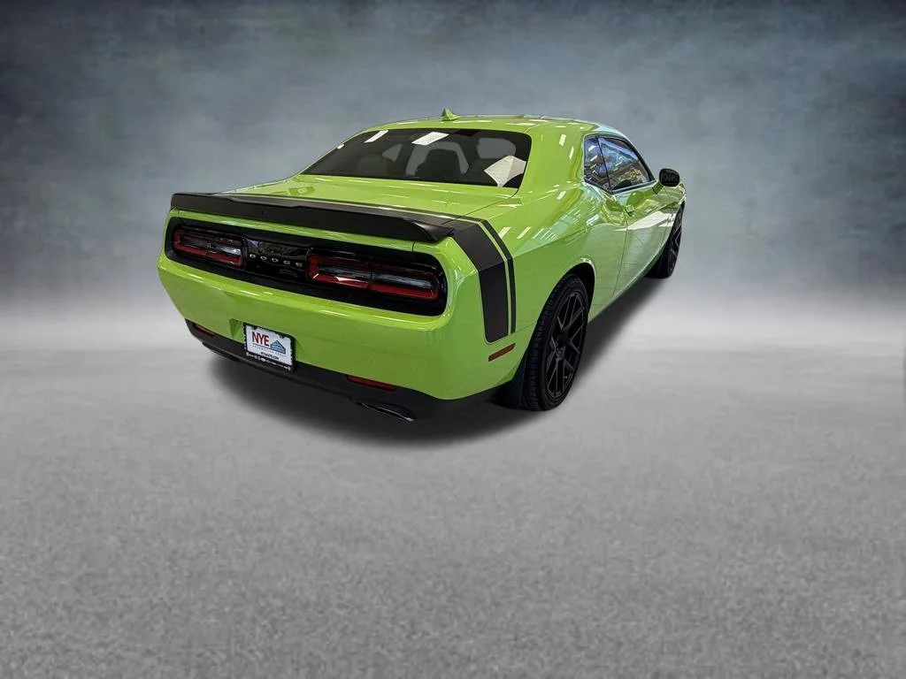 Used 2015 Beige Dodge R/T Scat Pack image 5