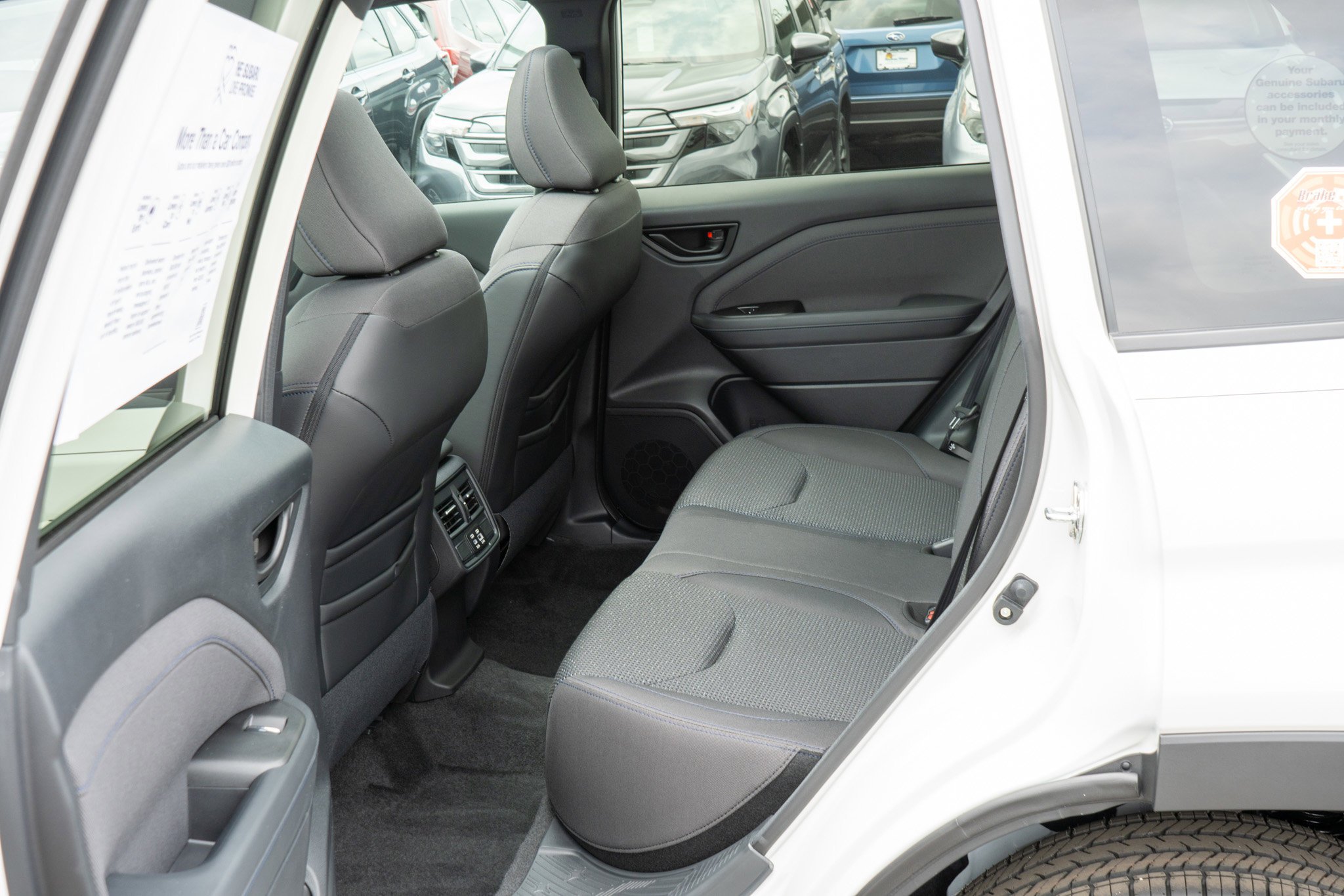 New 2026 CRYSTAL WHITE PEARL Subaru Premium image 31